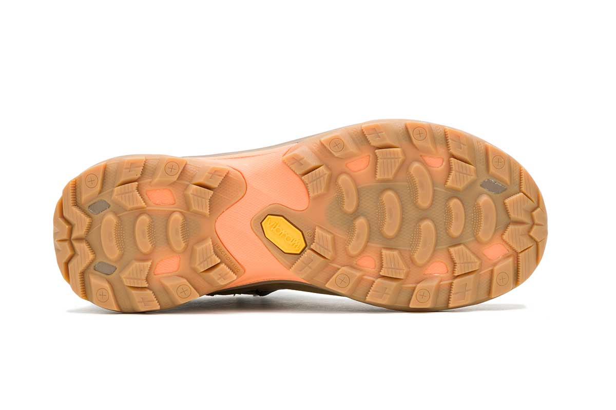 J038426-MOAB_SPEED_2_LTR_MID_WP_(06)